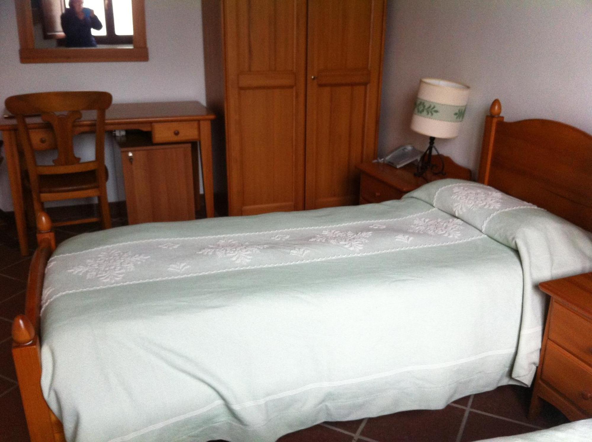 Hotel Su Nuraxi Barùmini Zimmer foto